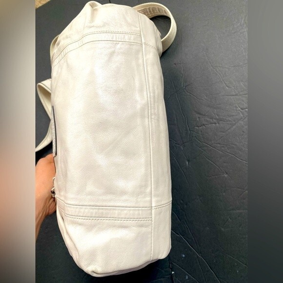 COACH  Legacy Poppy  Leather Rocker Crossbody Double Handles Ivory 16285 - Picture 4 of 16